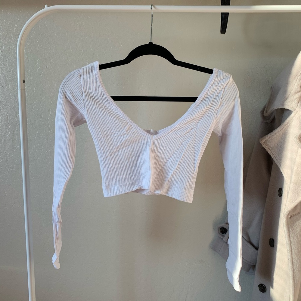 Seamless White Long Sleeve Crop Top